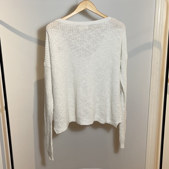 Hollister Oversized Knit V-Neck Sweater - Picture 4 of 5